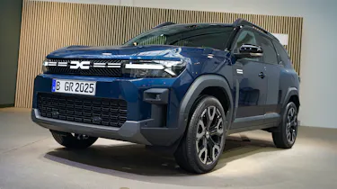 Dacia Bigster - reveal blue front