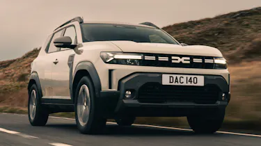 Dacia Duster Hybrid - front