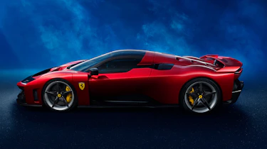 Ferrari F80 - side studio