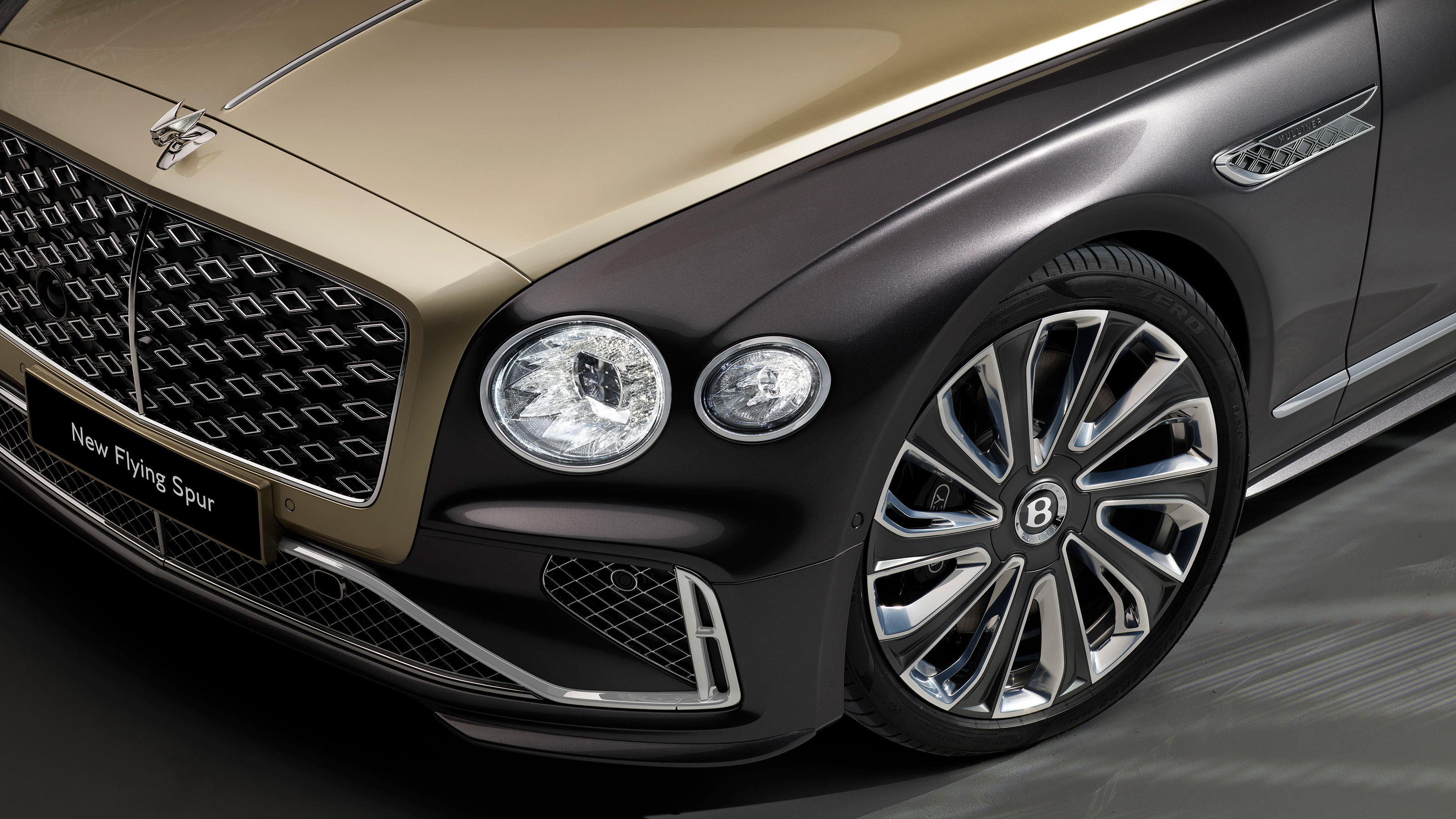 Bentley Flying Spur Mulliner - front bonnet and wheels
