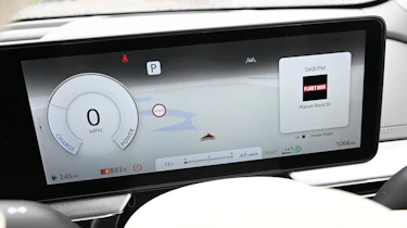 Genesis GV60 - dashboard screen