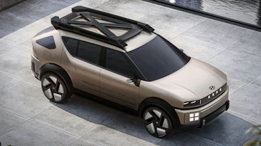 Hyundai Initium concept - front overhead