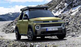Hyundai Inster Cross - front action