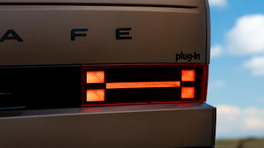 Hyundai Santa Fe - tail light