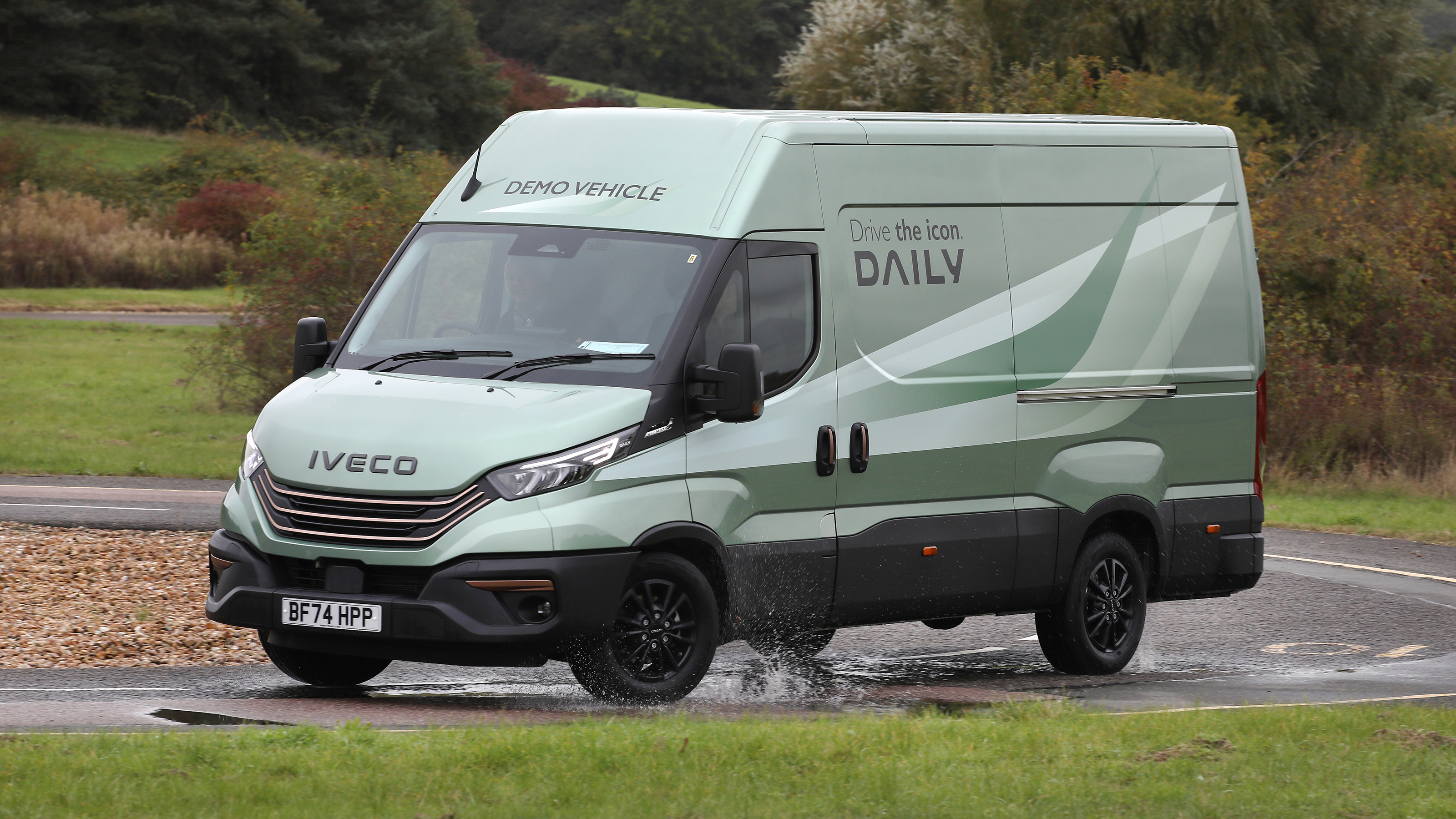 Iveco Daily - front cornering