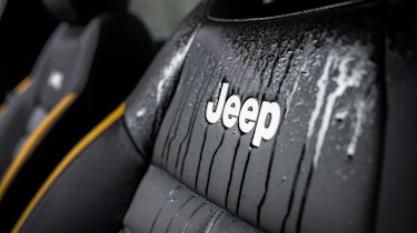 Jeep Avenger The North Face Edition - seat detail