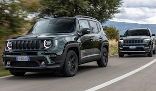 Jeep Renegade and Compass North Star - front tracking
