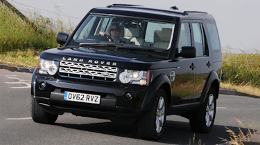 Land Rover Discovery 4 - front cornering