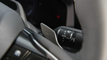 Lexus RZ 300e - steering wheel controls
