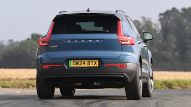 Volvo EX40 - rear cornering