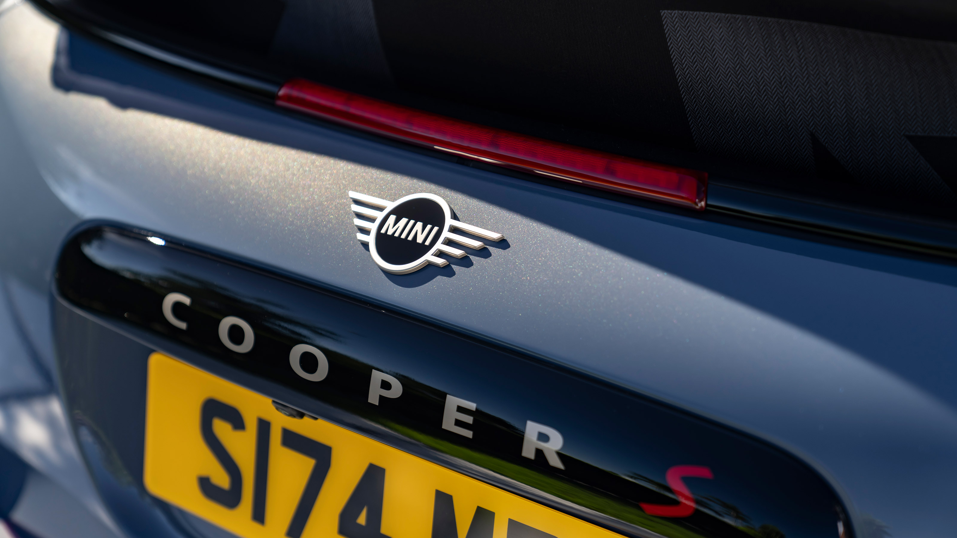 MINI Cooper Convertible - rear badge