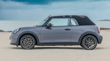 MINI Cooper Convertible - side roof up