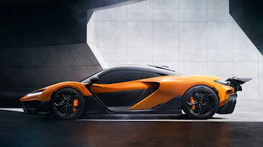 McLaren W1 - side