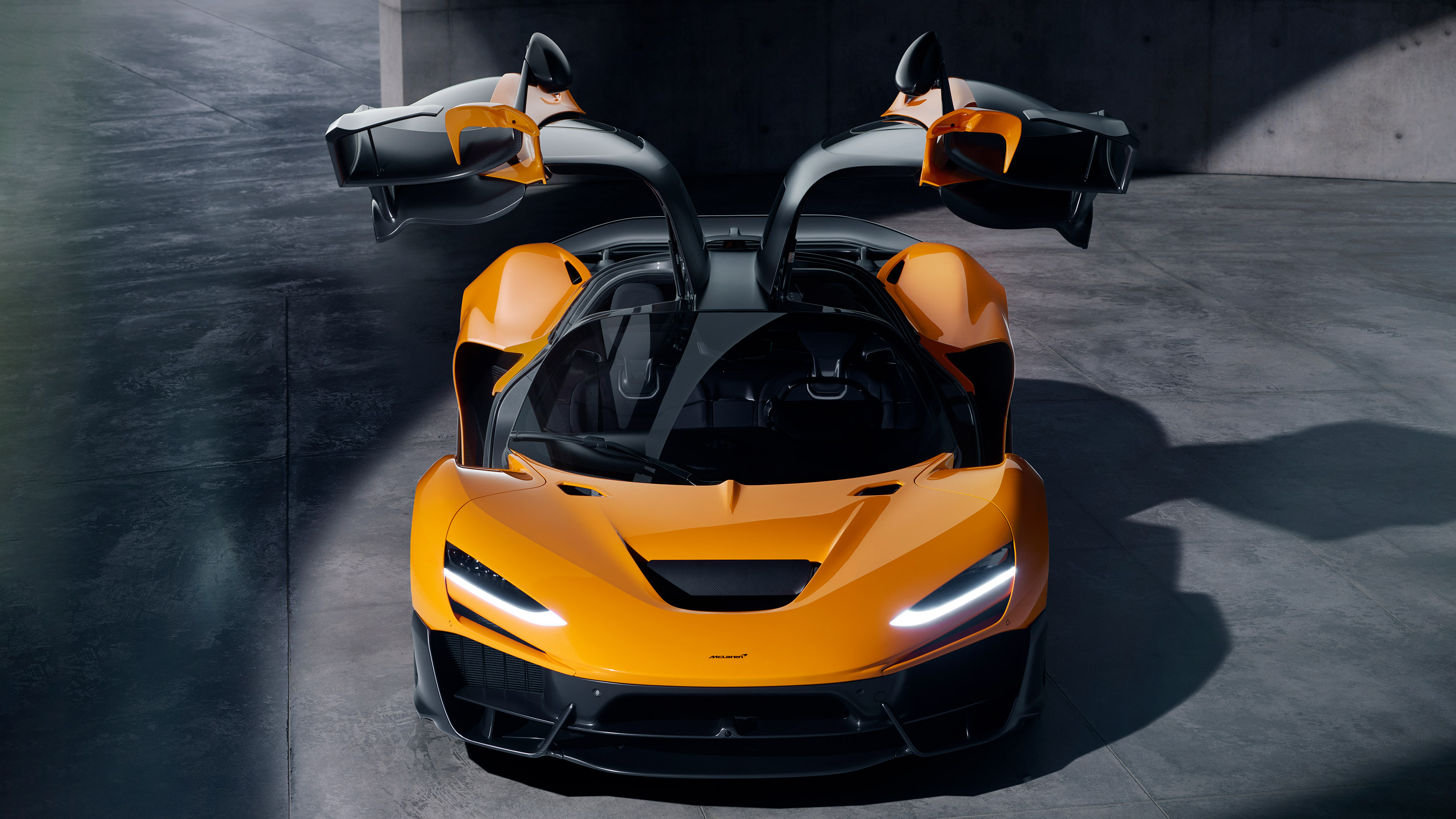 McLaren W1 - full front