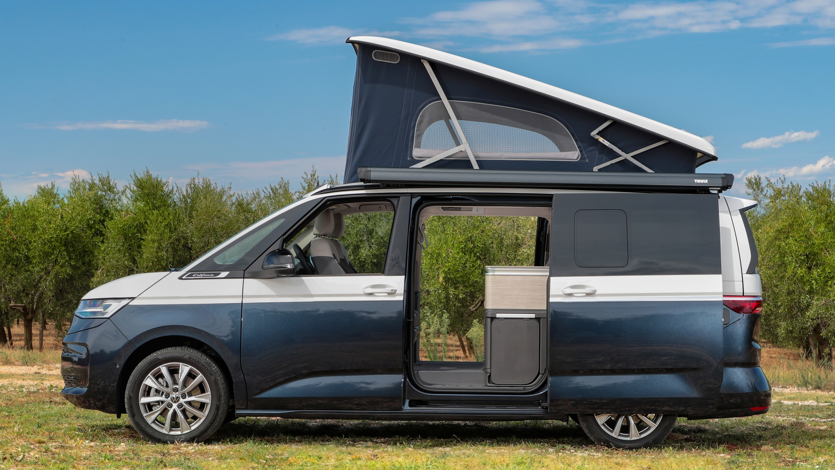 New Volkswagen California side profile open