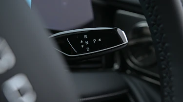 Omoda E5 - gear selector