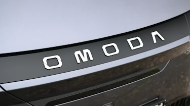 Omoda E5 - 'Omoda' badging