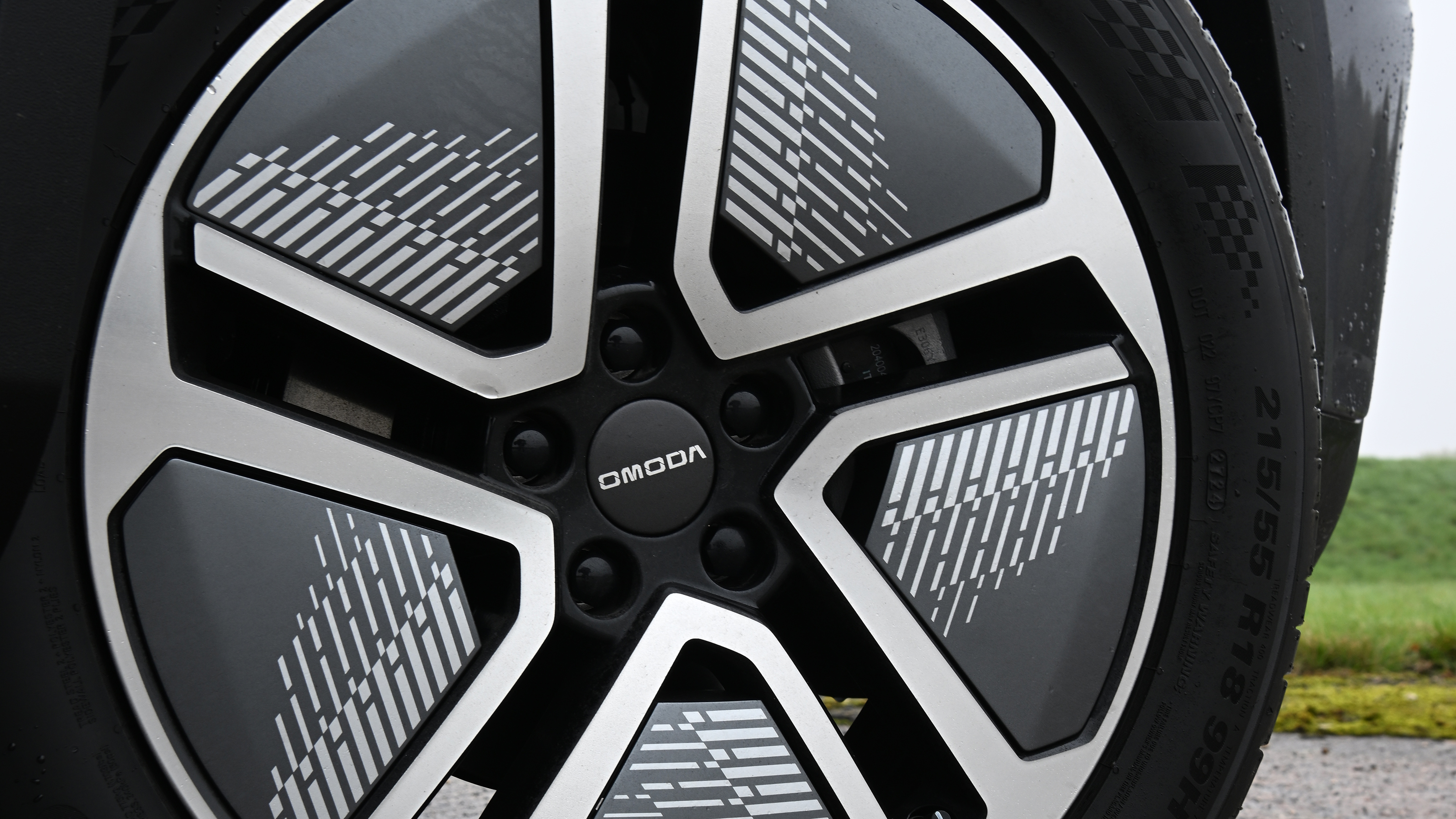 Omoda E5 - wheel