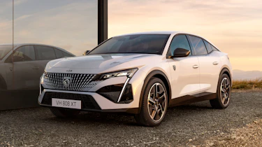 Peugeot E-408 - front