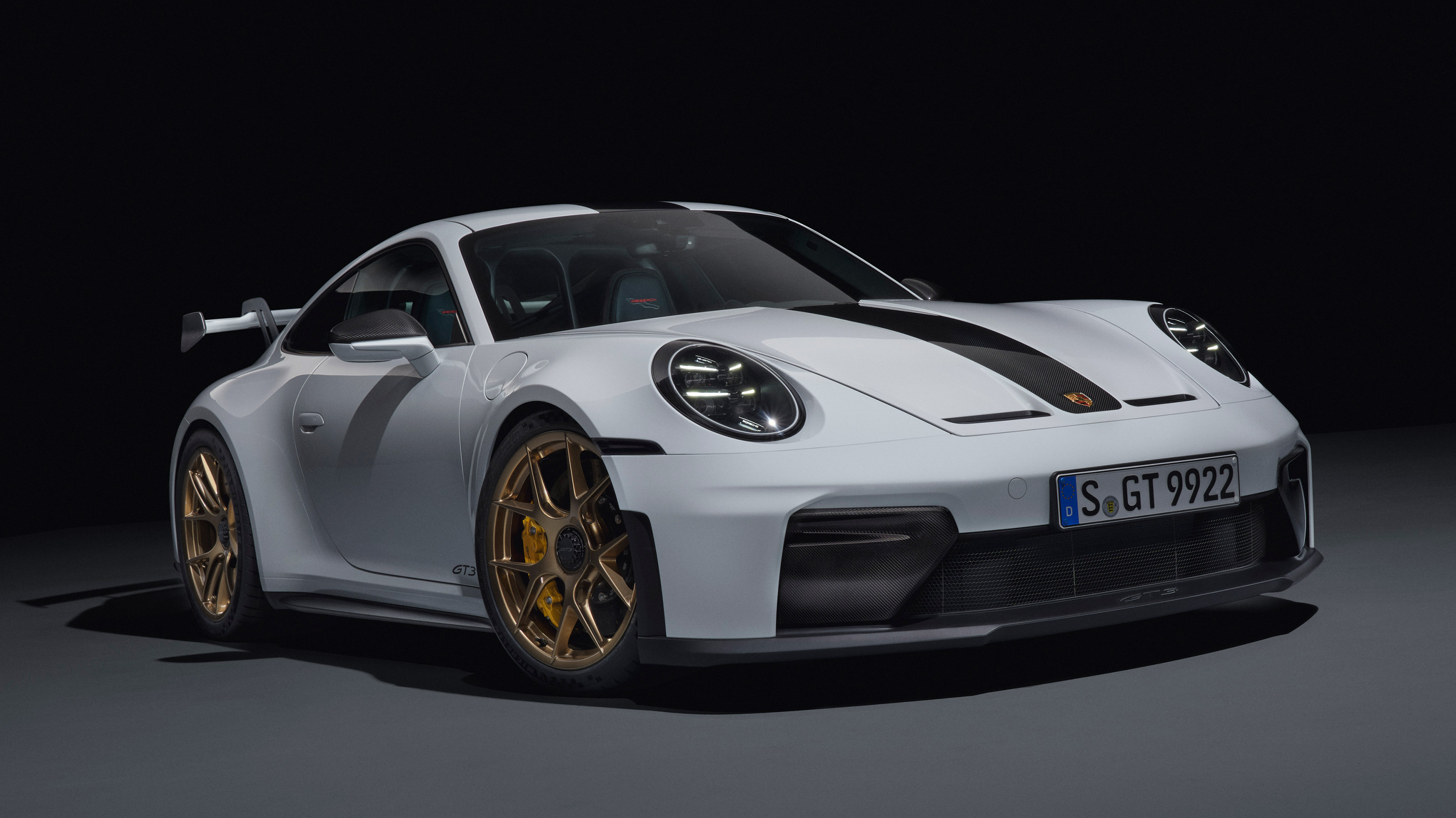 Porsche 911 GT3 - front studio