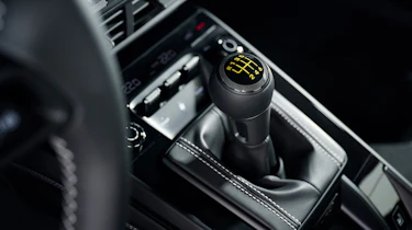 Porsche 911 GT3 Touring - transmission
