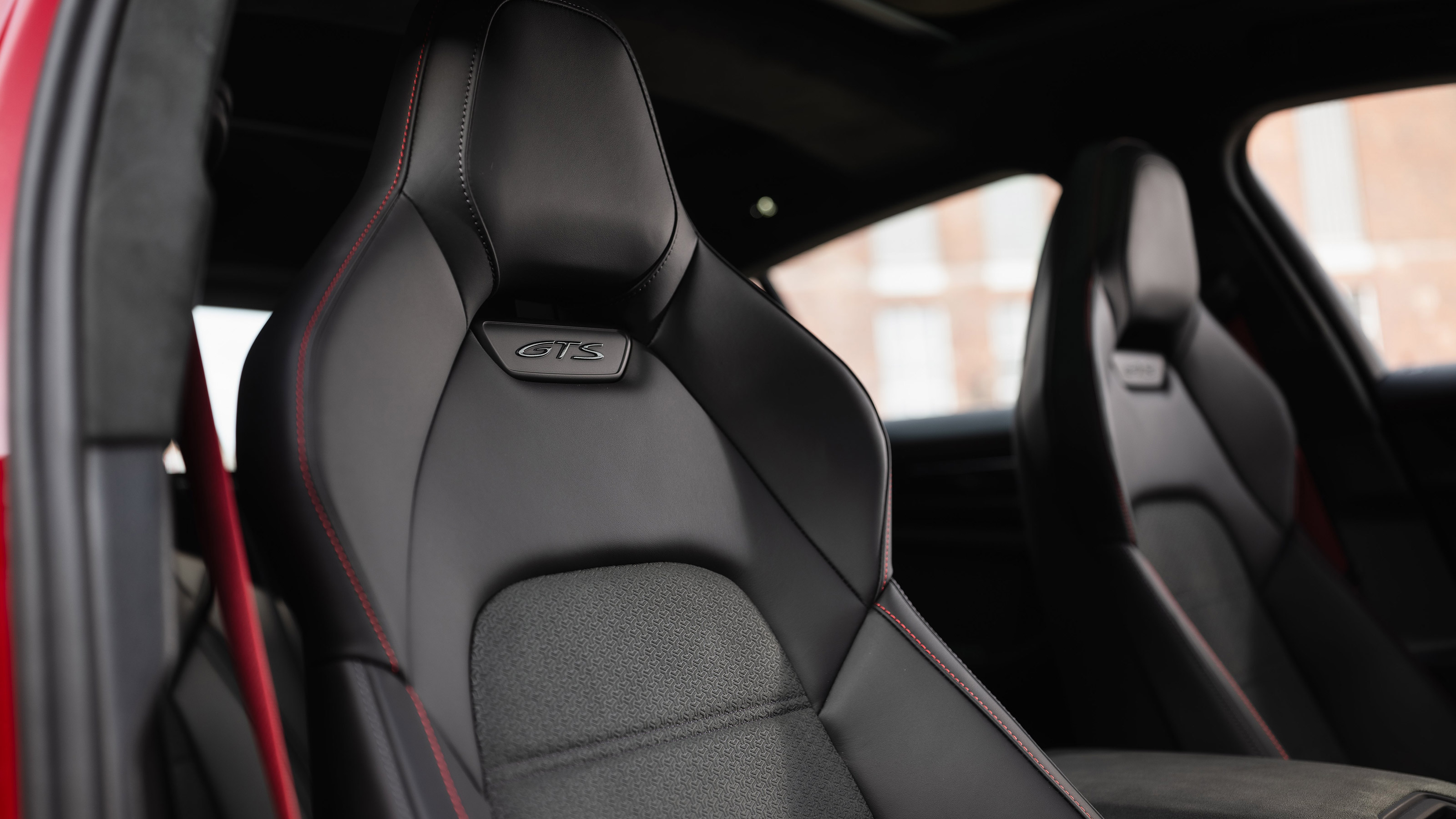 Porsche Panamera GTS - seats