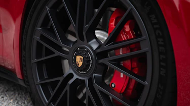 Porsche Panamera GTS - wheel