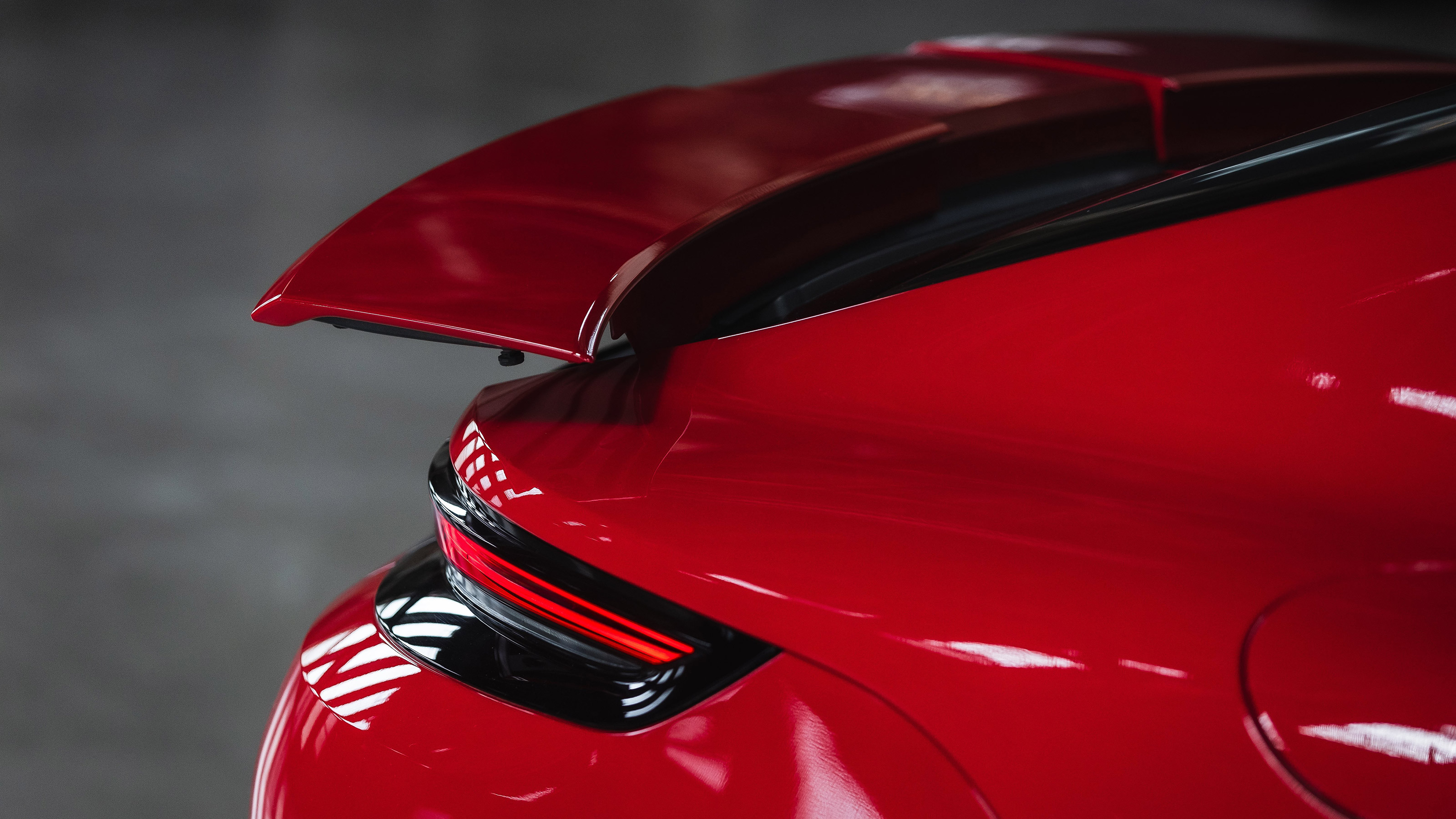 Porsche Panamera GTS - rear wing