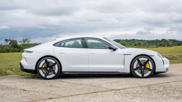 Porsche Taycan Turbo S - side static
