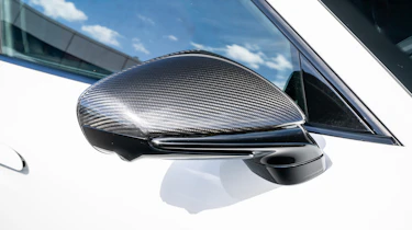 Porsche Taycan Turbo S - mirror