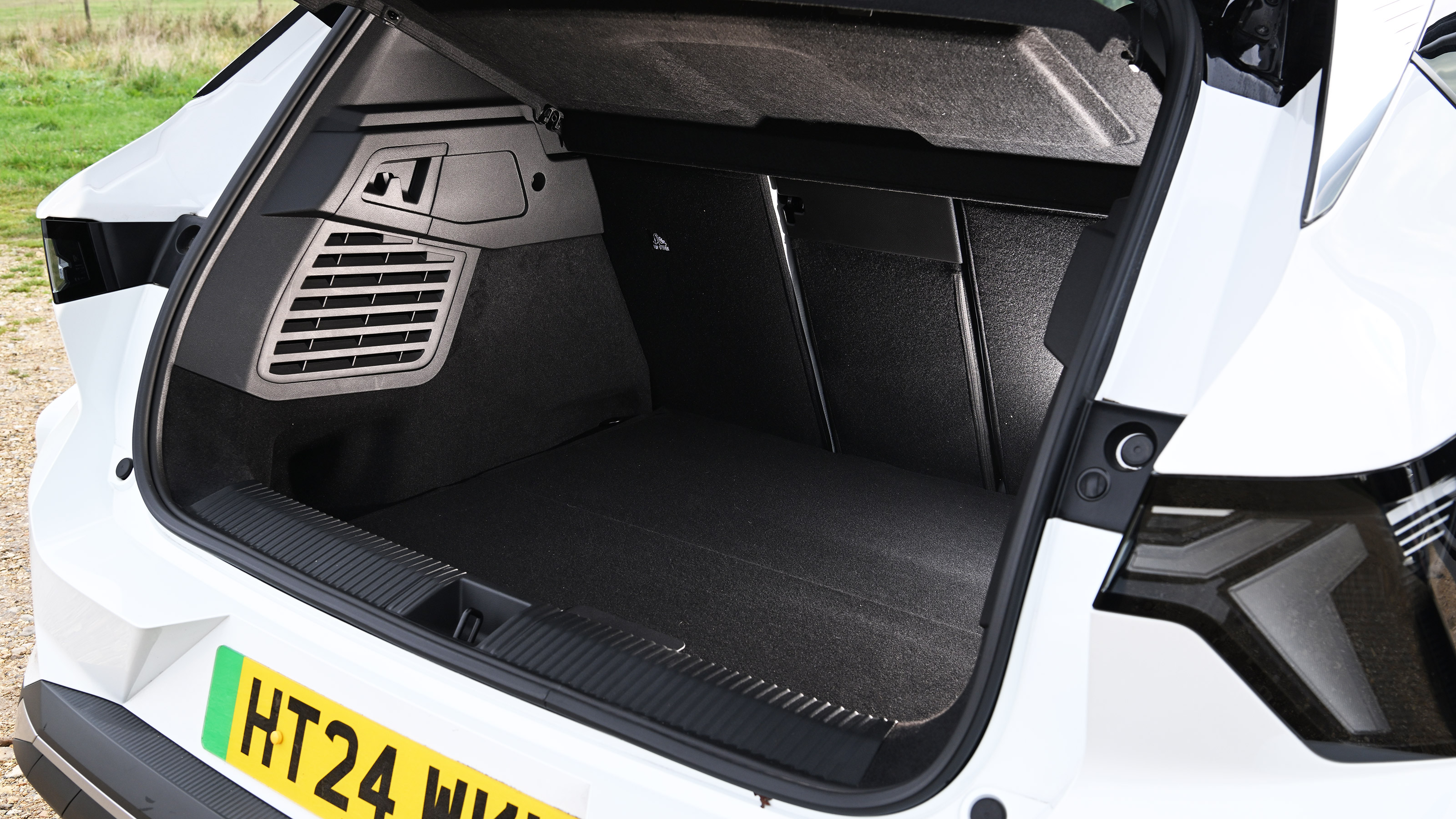 Renault Scenic long-termer - boot