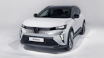 Renault Scenic E-Tech in studio - front 3/4 static