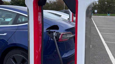 Tesla Model 3 fleetwatch - charging