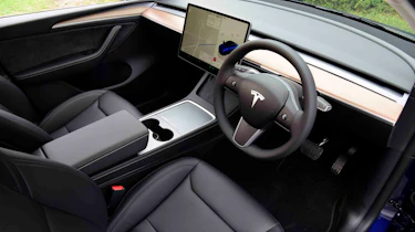 Tesla Model Y - dashboard from side