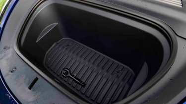 Tesla Model Y - frunk
