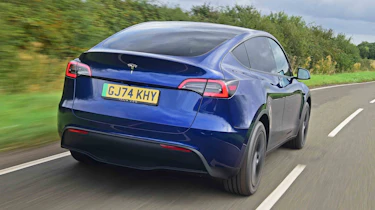 Tesla Model Y - rear tracking