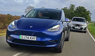 Tesla Model Y and BMW iX1 - front tracking