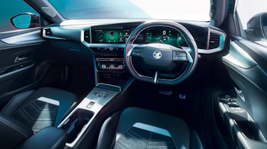 Vauxhall Mokka facelift - dash