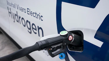 Vauxhall Vivaro Hydrogen - fueling
