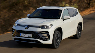 Volkswagen Tayron - front white