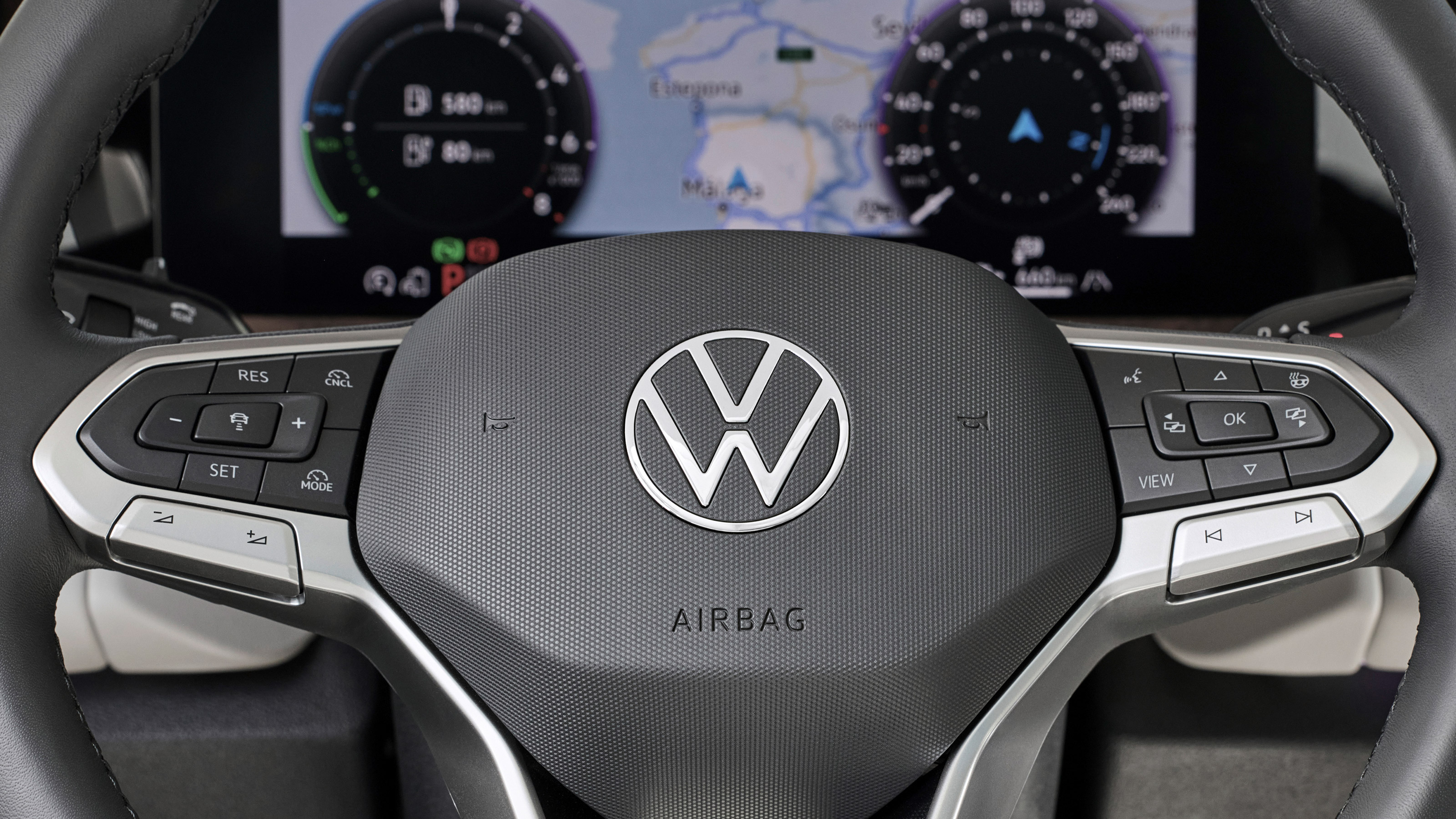 Volkswagen Tayron - steering wheel