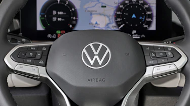 Volkswagen Tayron - steering wheel