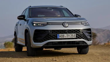 Volkswagen Tayron - full front action