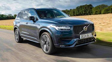Volvo XC90 B5 - front tracking