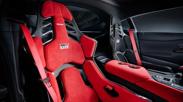 Toyota Supra A90 Final Edition - red seats