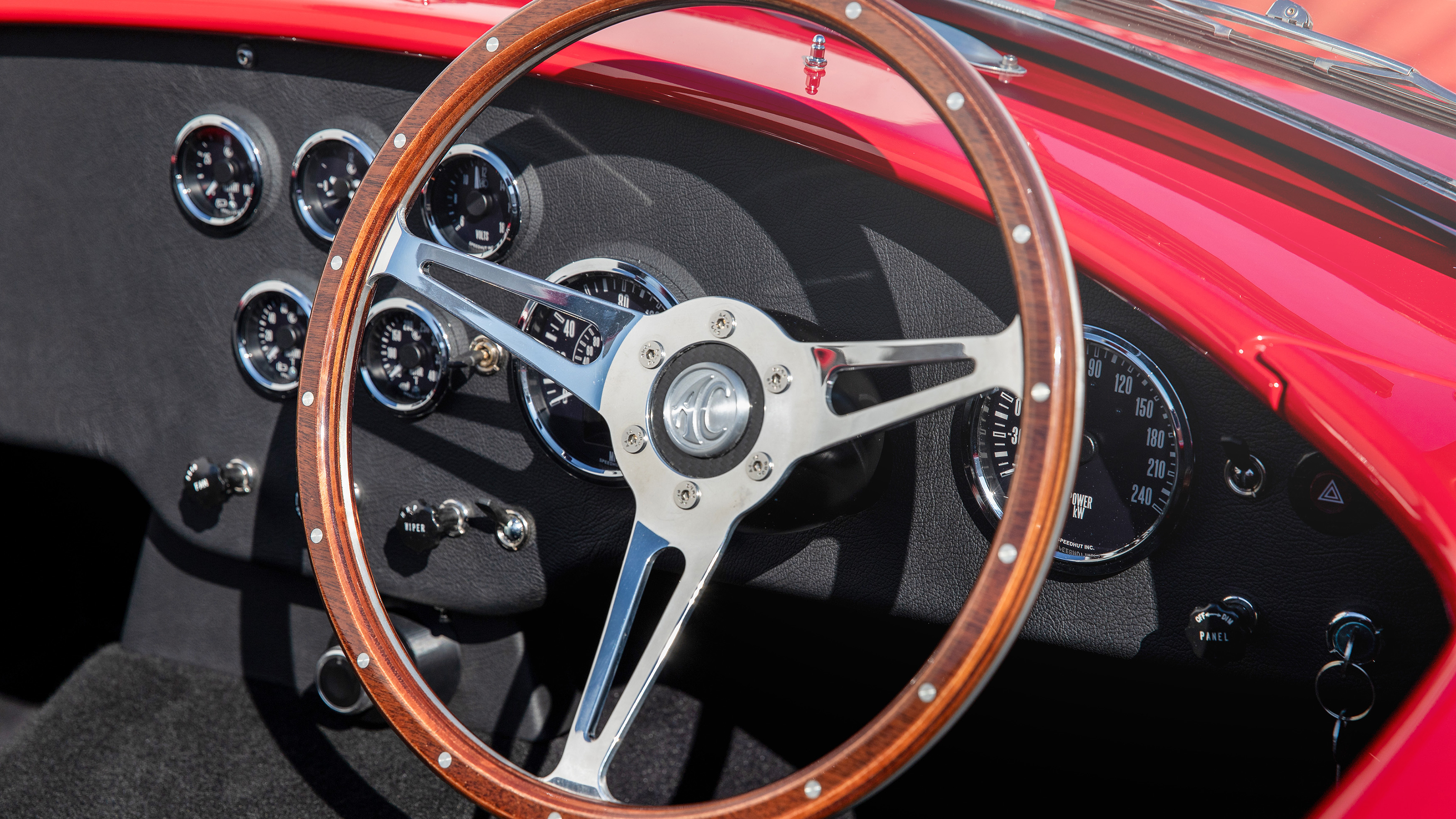 AC Ace electric - steering wheel