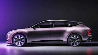 Audi E Concept - side