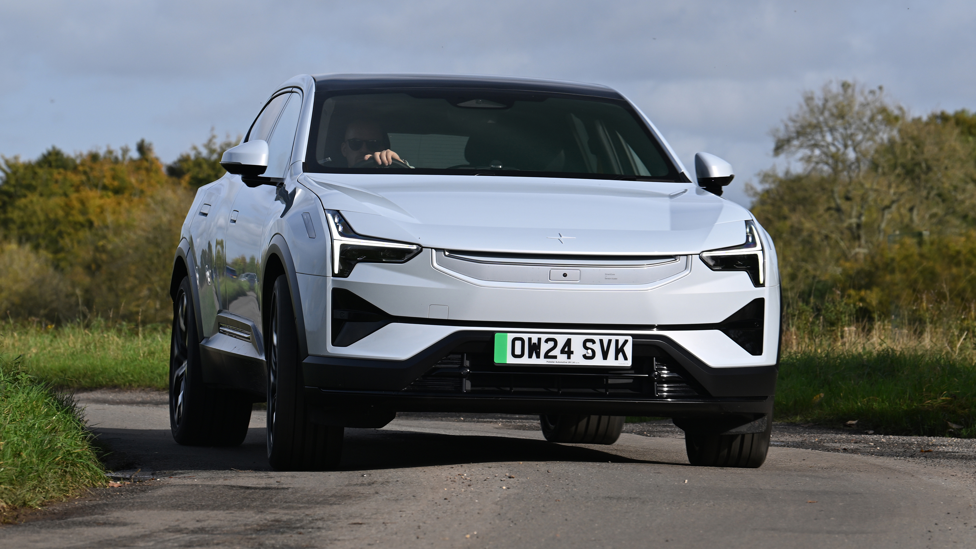 Polestar 3 - front cornering 