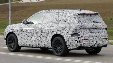 Audi Q7 spy shot - left rear angled