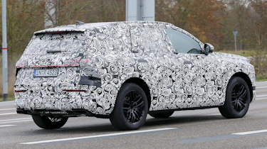 Audi Q7 spy shot - right rear angled